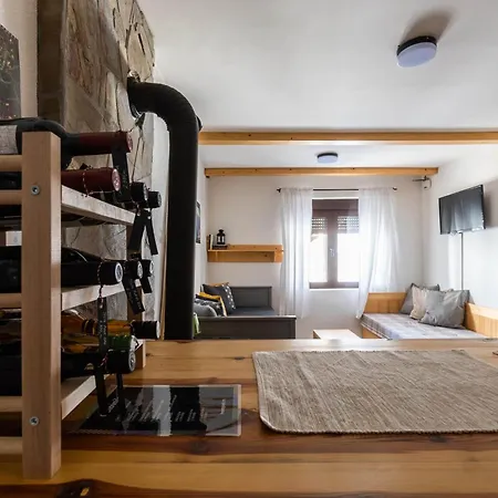 Alpine Retreat Cupino Sokace בית נופש *