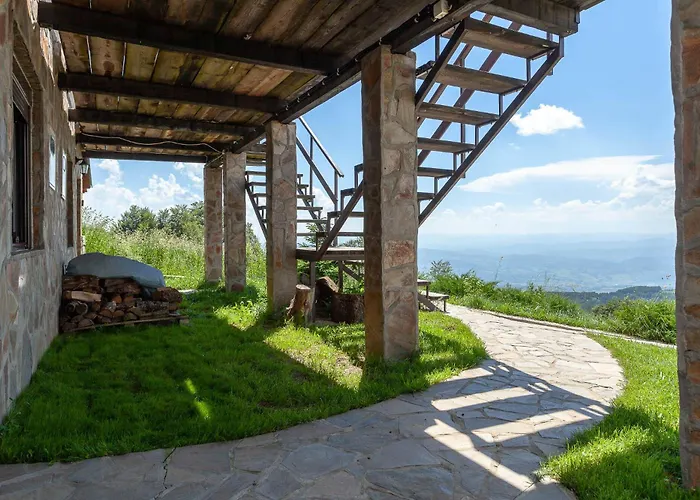 펜션 Alpine Retreat Cupino Sokace